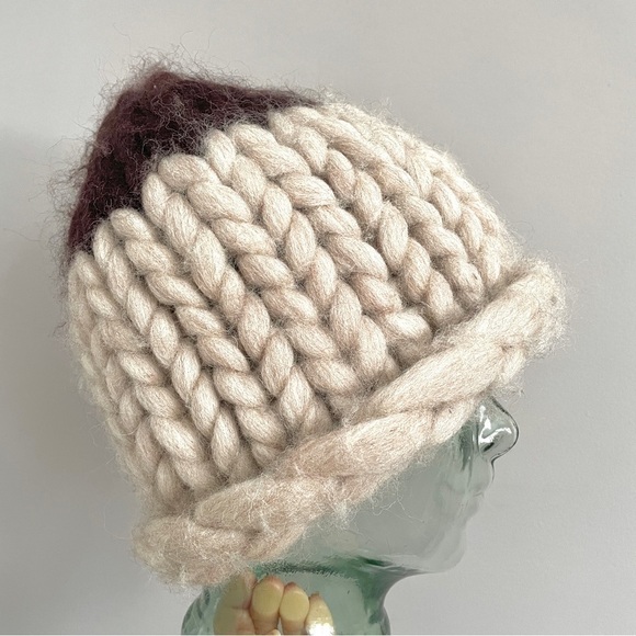 Super Chunky Korean 100% Wool Knit Beanie Hat - O/S 🧶 - Picture 1 of 8